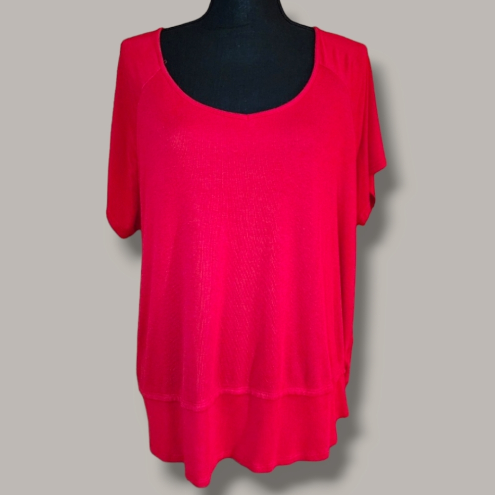 Avenue Plus Size Tee in Red